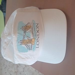 Vintage London snap back hat